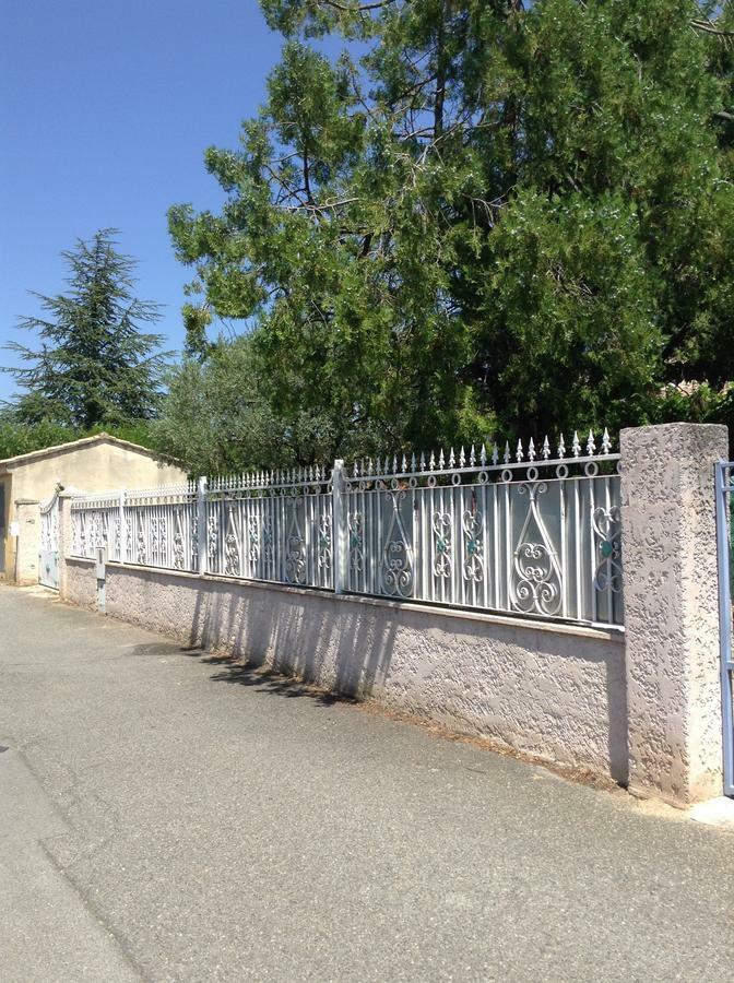 Villa hortensia Carpentras Esterno foto